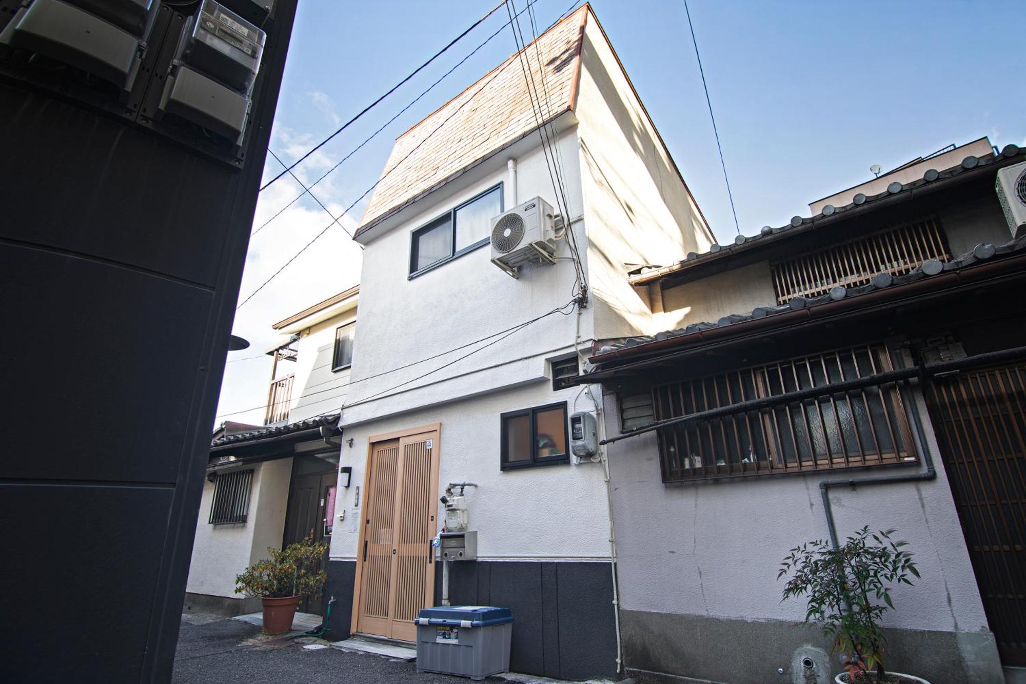 山house中津 最大10人 中津駅まで徒歩6分 梅田まで電車4分行ける！　 Διαμέρισμα Οσάκα Εξωτερικό φωτογραφία